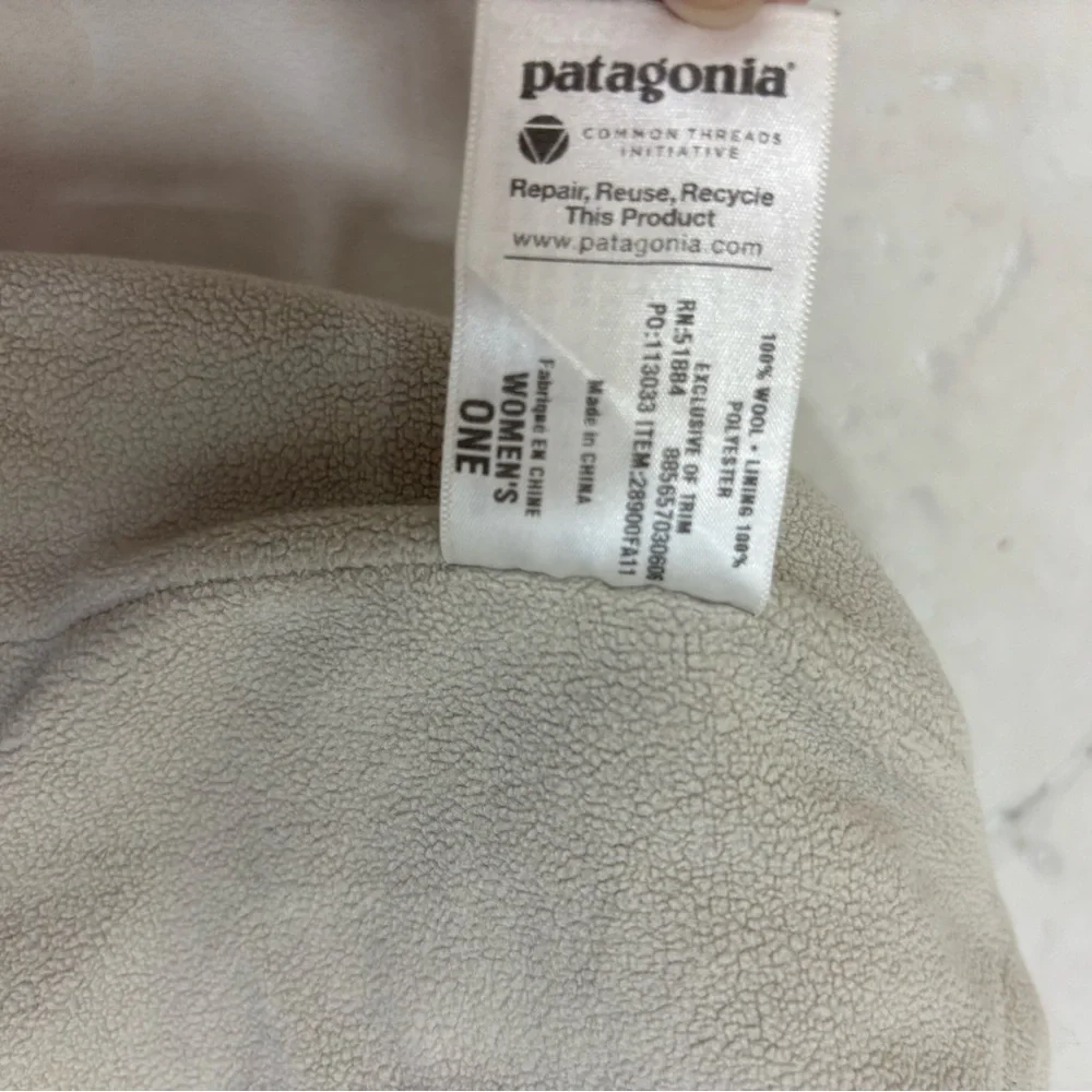 Vintage PATAGONIA Women’s Beanie Winter HAT One Size XS/S - Picture 3 of 3